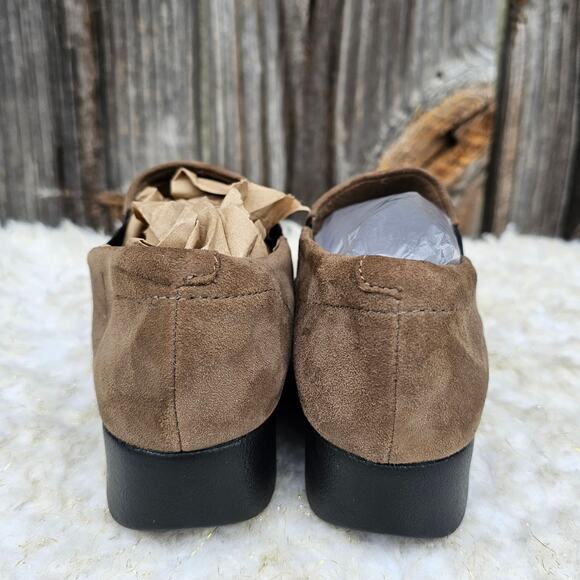 Tan Suede Sport Moc Clarks Daelyn Monarch Moccasins Size 6 Casual Leather Loafer - Picture 6 of 13